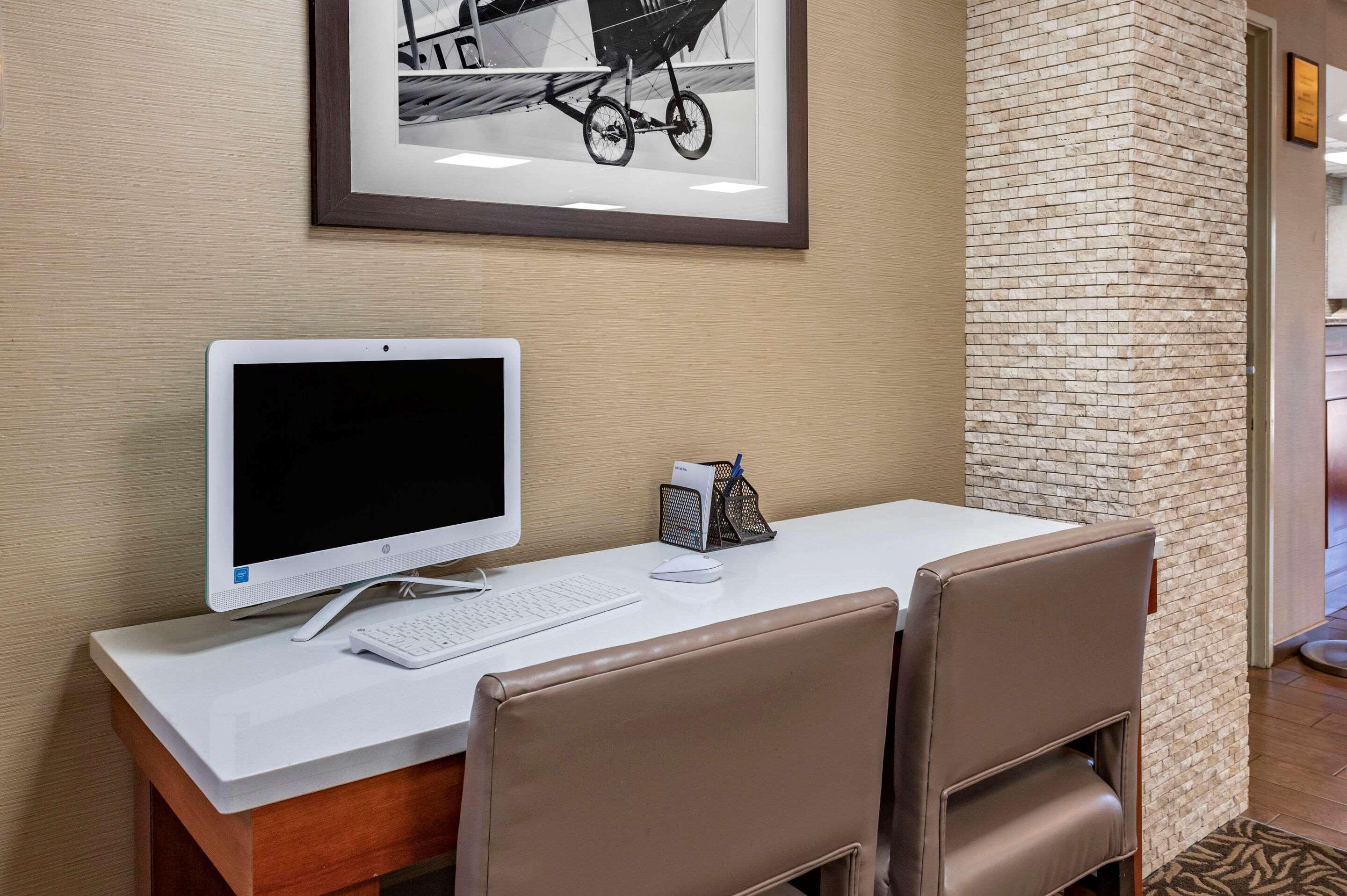 Comfort Inn & Suites Englewood Luaran gambar